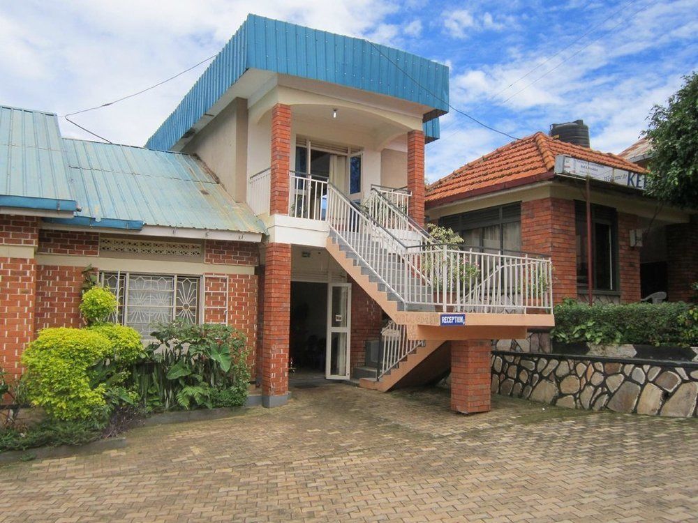 Keba Inn Lyamutundwe Esterno foto