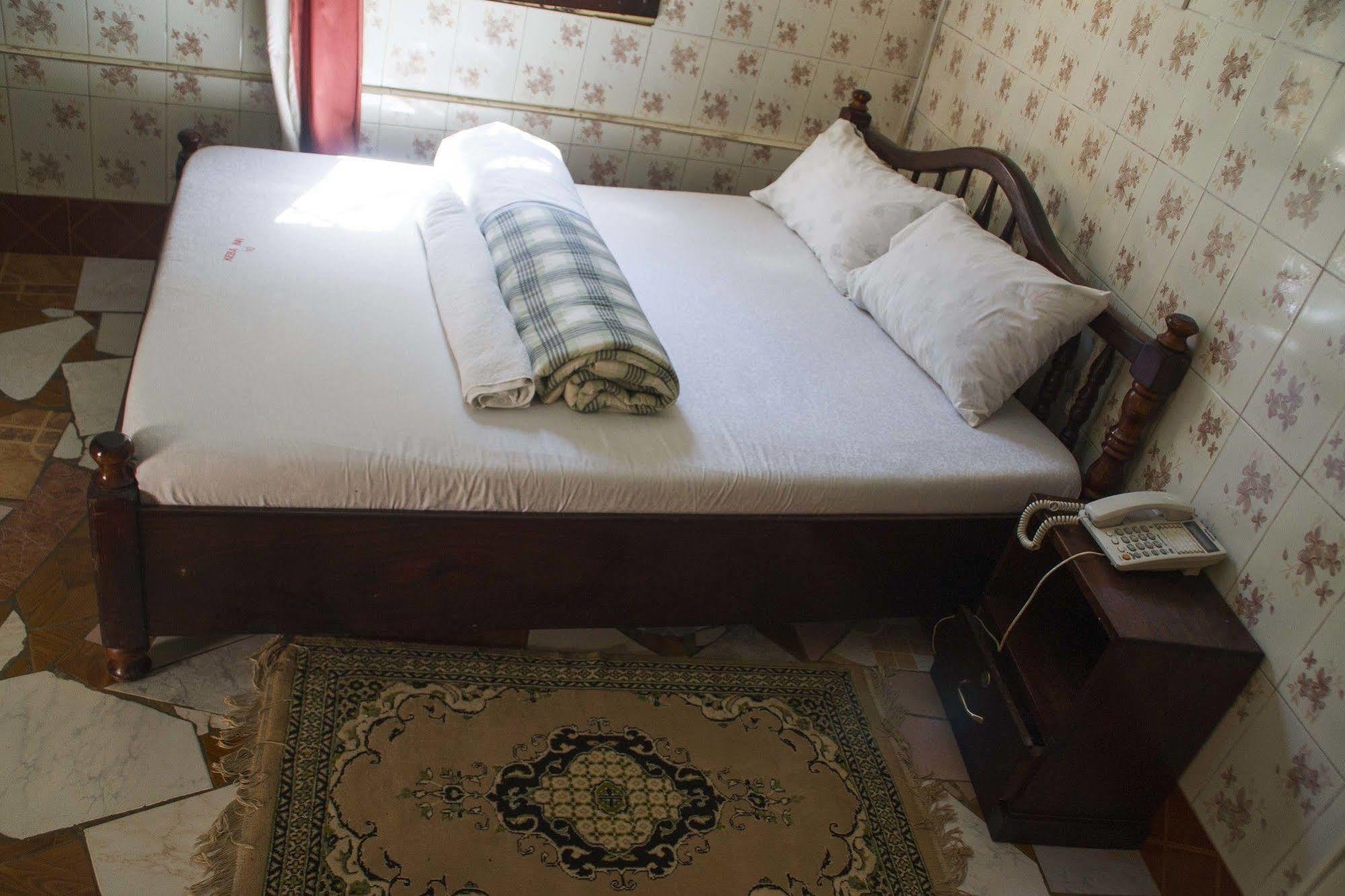 Keba Inn Lyamutundwe Esterno foto